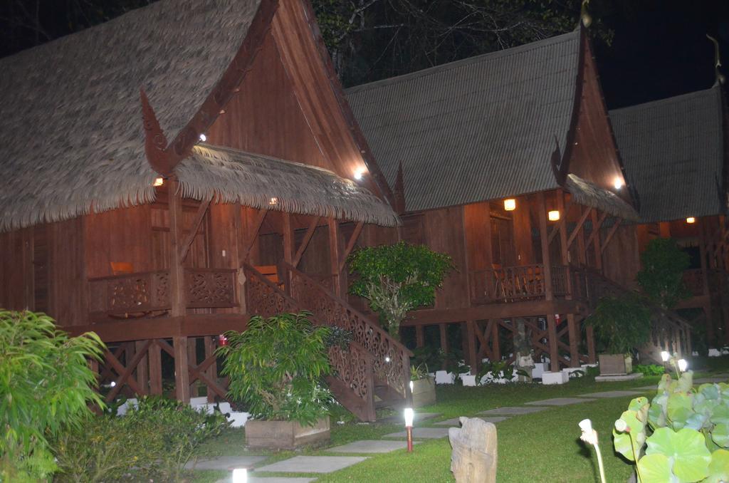 Lanna Ban Hotel Puerto Viejo de Talamanca Екстериор снимка
