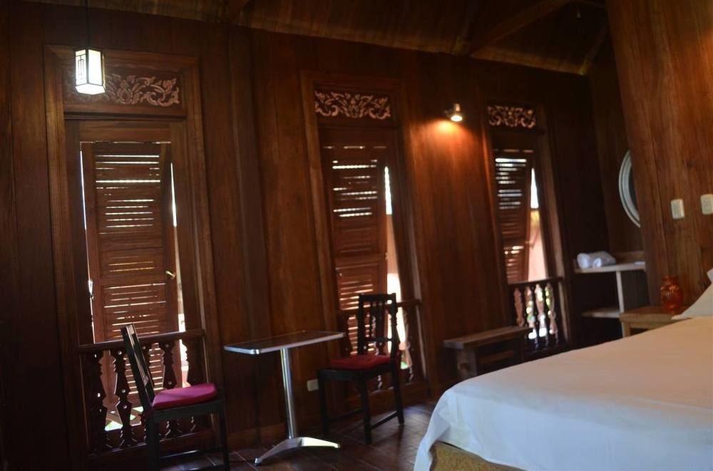 Lanna Ban Hotel Puerto Viejo de Talamanca Екстериор снимка